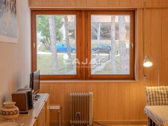Apartment for sale in Edificio Roble, Cerezo de Arriba