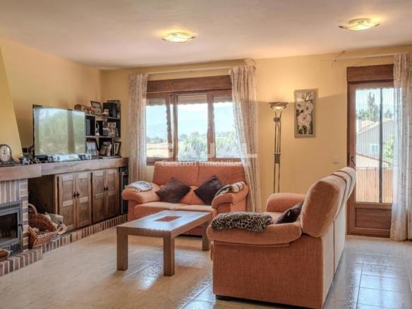 Duplex for sale in Apostol Santiago, Riaza