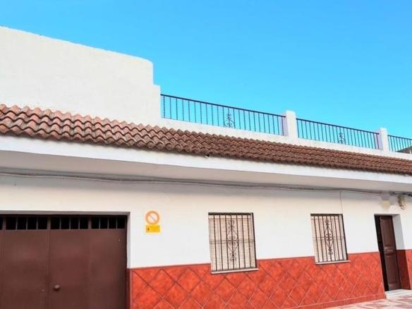 House or villa for sale in Burguillos