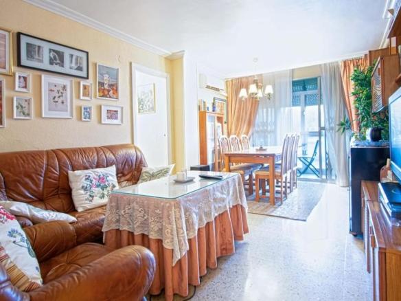 Apartment for sale in El Plantinar – Avda. La Paz – El Juncal