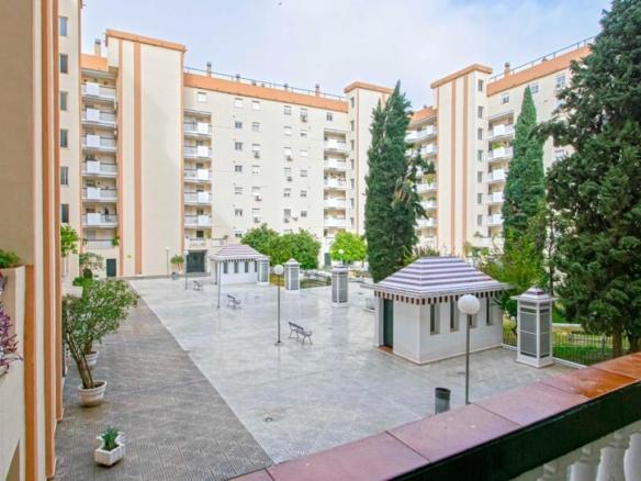 Apartment for sale in Colores – Entreparques