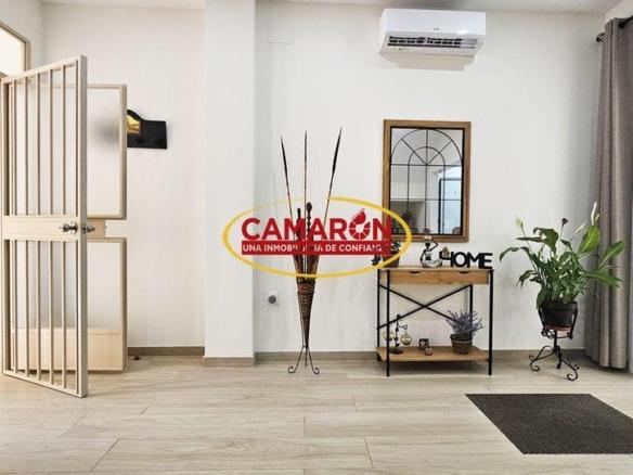 Townhouse for sale in Coria del Río