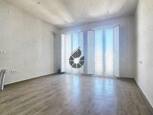 Apartment for sale in Coria del Río