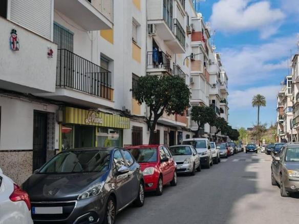 Apartment for sale on Juan Sebastian Elcano Street, Centro – Doña Mercedes