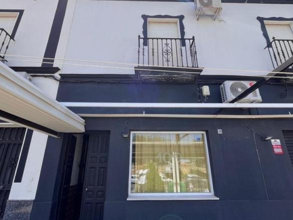 Apartment for sale on Antonio Machado Street, Mairena del Alcor