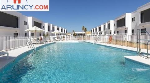 Townhouse for sale in Entrenúcleos