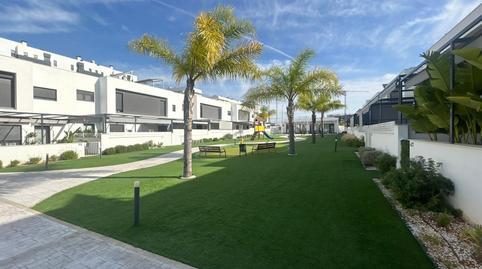 Townhouse for sale in Entrenúcleos