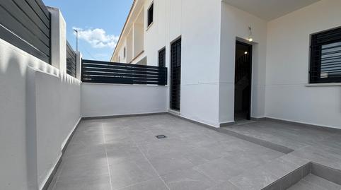 Townhouse for sale on Hernán Cortes Street, Salteras