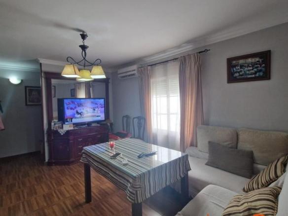 Apartment for sale in Lora del Río