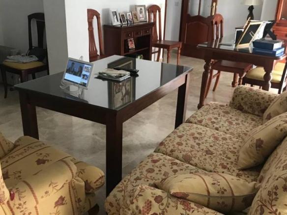 Apartment for sale in Morón de la Frontera
