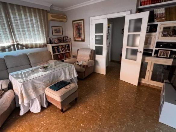 Penthouse for sale in Morón de la Frontera