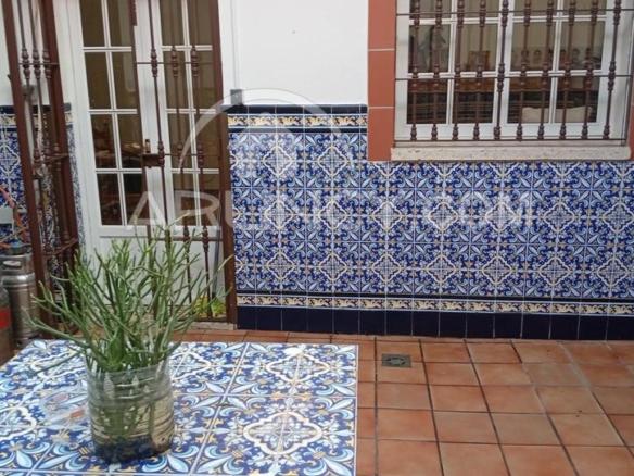 House or villa for sale in Oromana