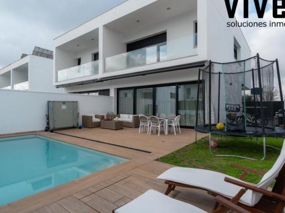 Townhouse for sale in Nuevo Bulevar