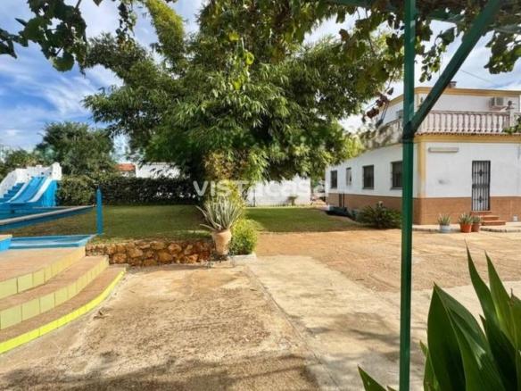 Rustic property for sale in El Viso del Alcor