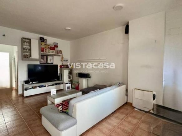 Townhouse for sale in Mairena del Alcor