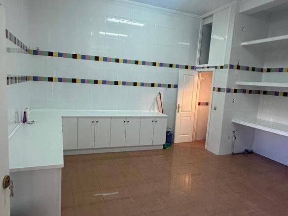 Commercial premises for sale in La Oliva
