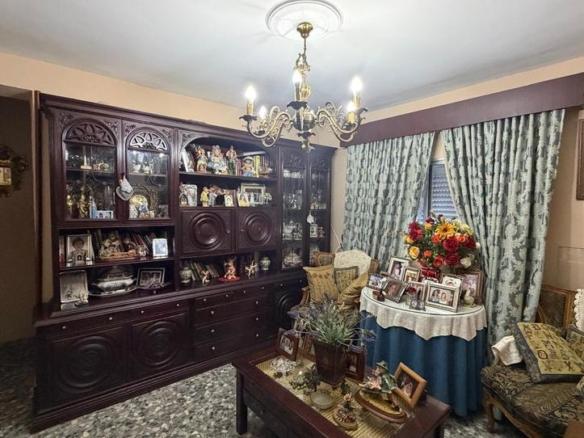 Apartment for sale in El Plantinar – Avda. La Paz – El Juncal
