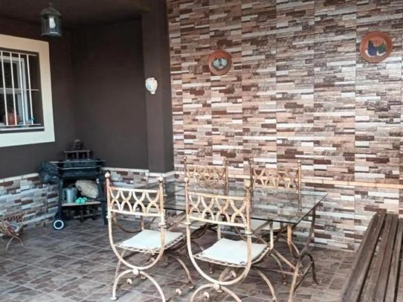 Townhouse for sale on Clara Campoamor Street, Villaverde del Río