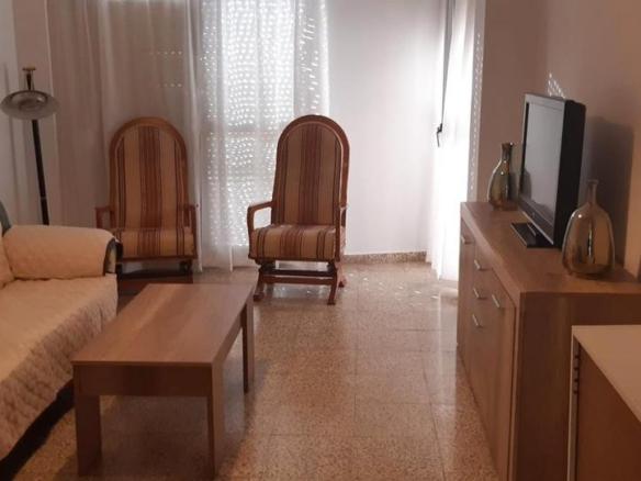 Apartment for sale on Avenida de Andalucía, Alcalá del Río