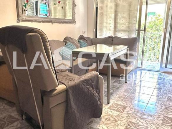 Apartment for sale on Simpecado Street, El Torrejón – El Cerezo