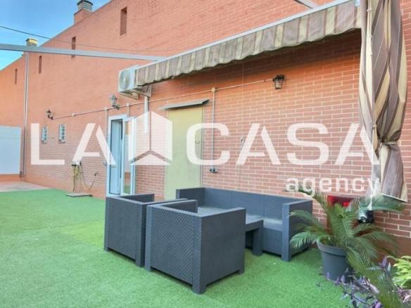 Penthouse for sale in Colores – Entreparques