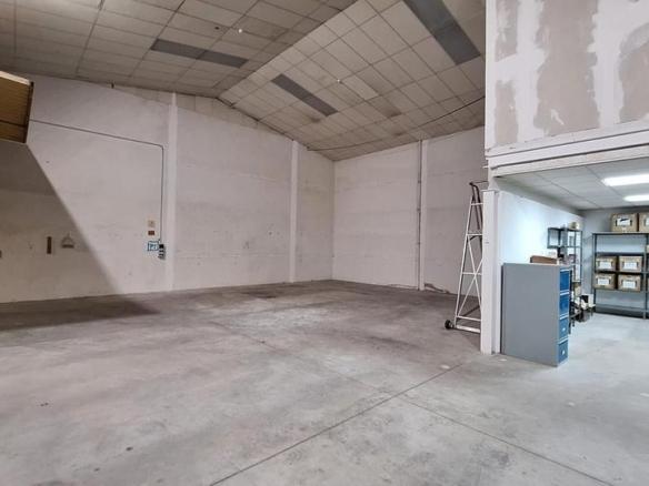 Industrial building for sale in Nobel, Pisa