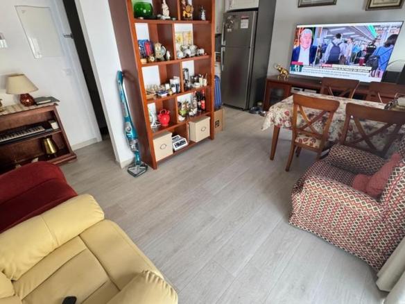 Apartment for sale on Calle de Nuestra Señora de Valme, 56, Arenal – La Pólvora