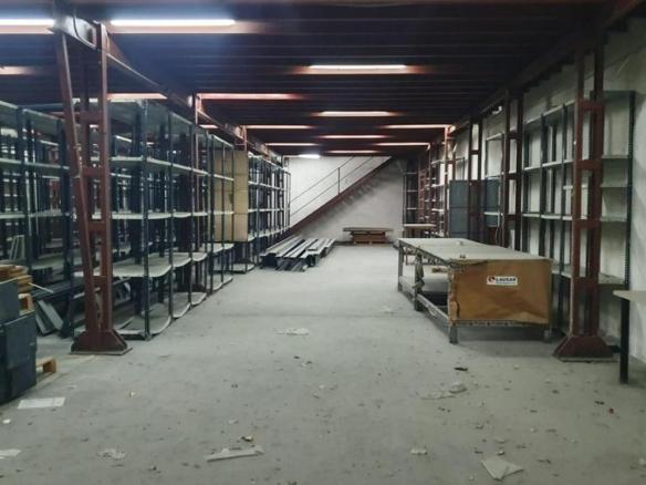 Industrial building for sale in El Plantinar – Avda. La Paz – El Juncal