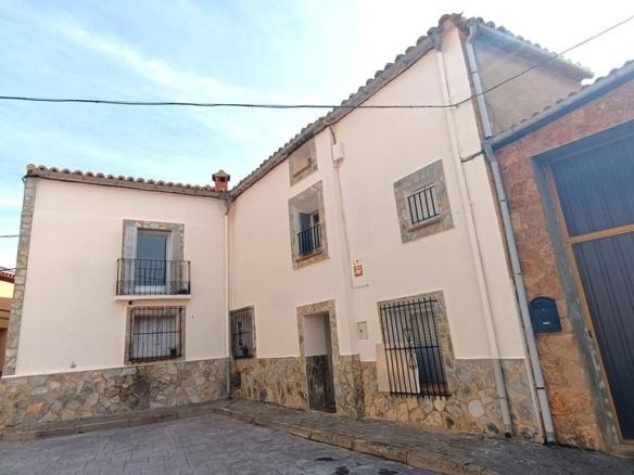 House or villa for sale in Arcos de Jalón
