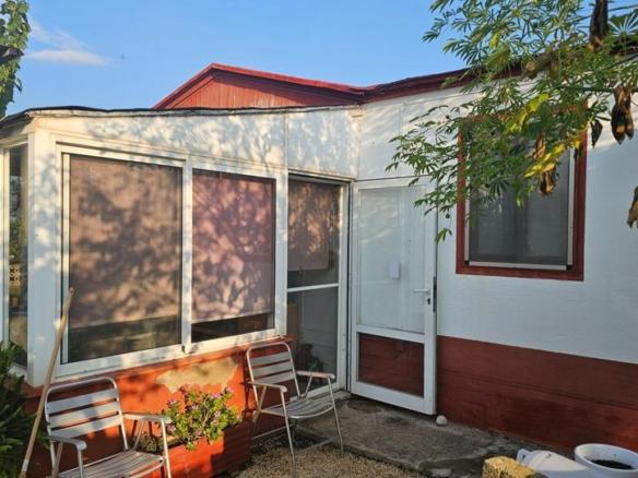 Rustic property for sale in Nord