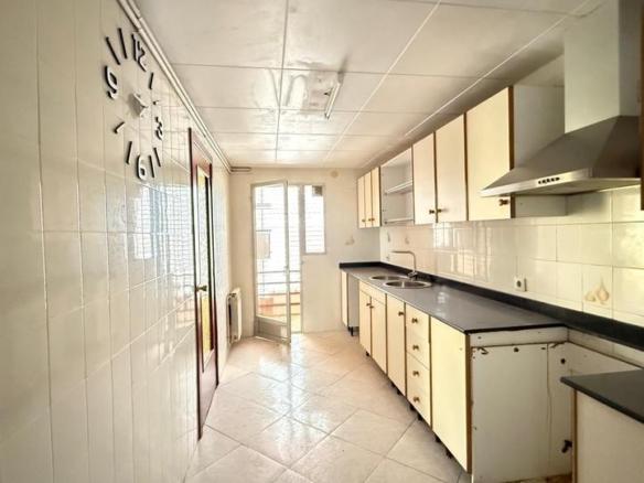 Apartment for sale in Urbanitzacions