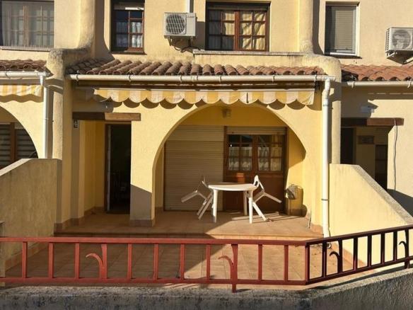 Townhouse for sale in Calafell Residential