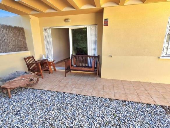 Ground floor apartment for sale in La Franquesa – Oasis Park