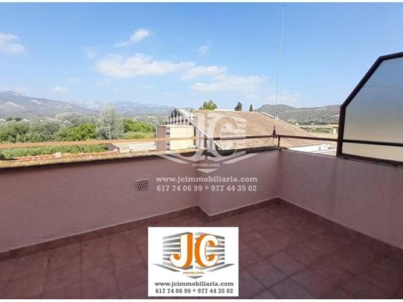 Apartment for sale on Avenida Generalitat, Tivenys