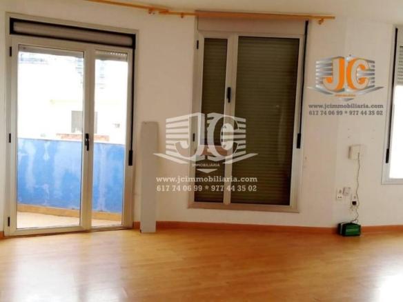 Duplex for sale in Paseo Centre, L’Ampolla