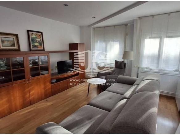 Apartment for sale on Calle Comte Bañuelos, Temple