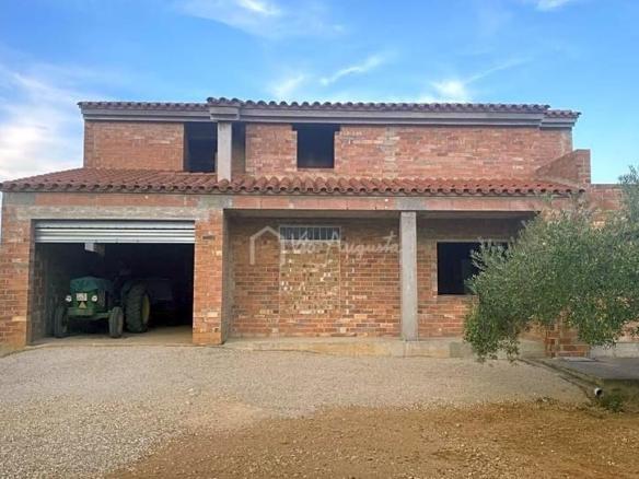 Rustic property for sale in Estany, Roques Daurades – L’Estany