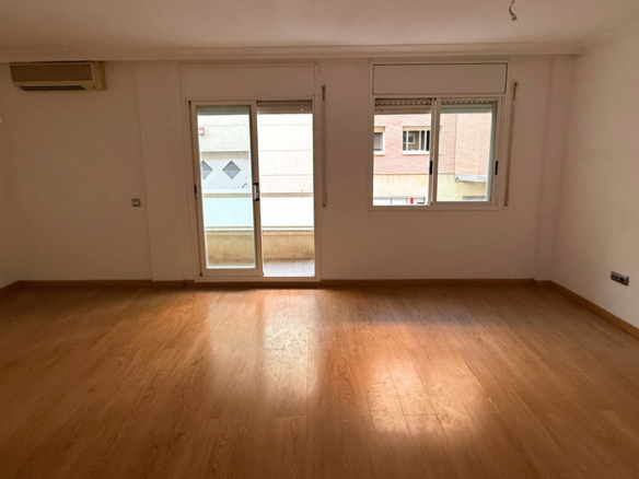 Duplex for sale in Orient, Levante