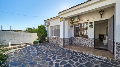 Townhouse for sale on Carrer Pedraforca, 42, Albinyana
