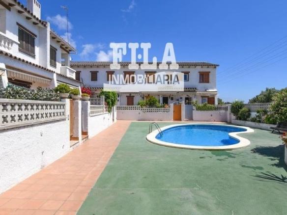 Semi-detached house for sale in Els Masos – Els Garrofers
