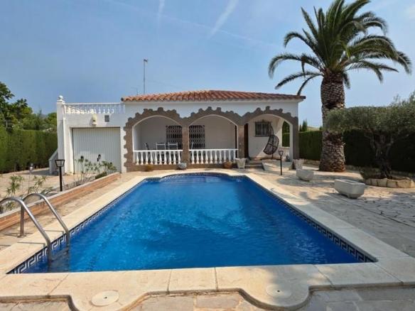 House or villa for sale in Calafat