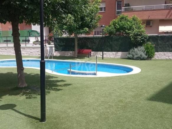 Apartment for sale on Calle Ametlla de Mar, Centre