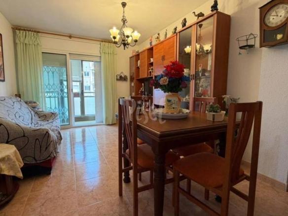 Apartment for sale on Calle Violant D´hungria, Sant Pere i Sant Pau