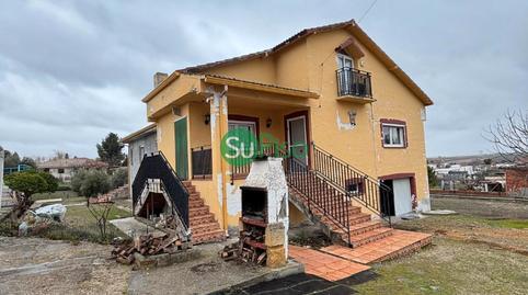 House or villa for sale on Avenida de Los Cisneros, 17, Yeles