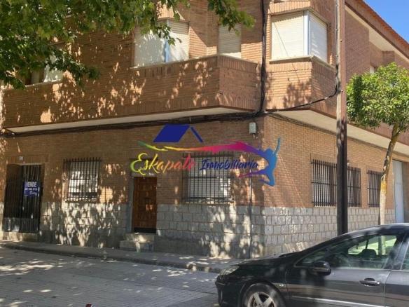 Apartment for sale on Calle Ancha, 58, Lillo