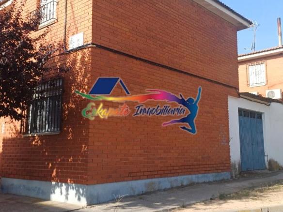 Townhouse for sale on Calle Bretón, 2, Villacañas