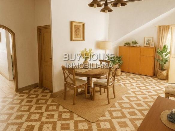House or villa for sale on Calle Real, Yuncos
