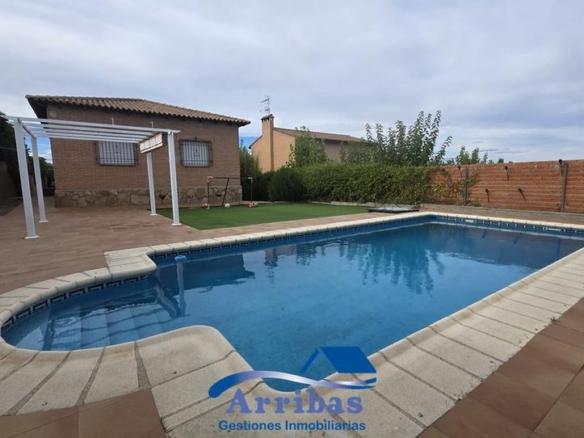 House or villa for sale in El Casar de Escalona