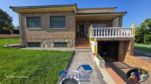 House or villa for sale in Escalona