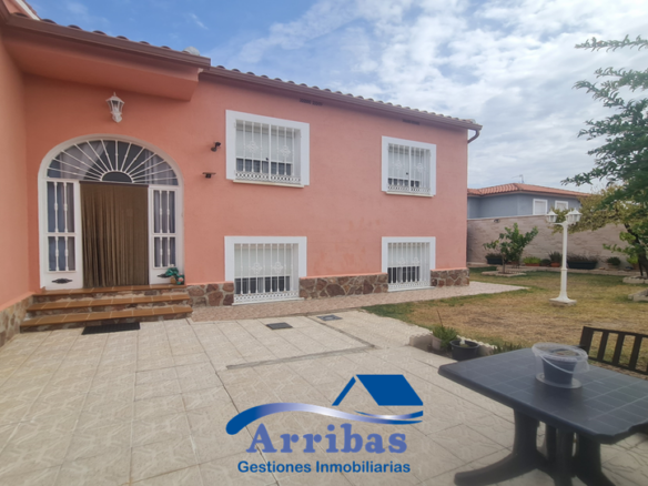 House or villa for sale in El Casar de Escalona